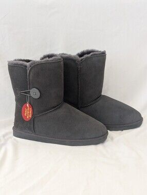 NWT TAMARAC Sonika 1 Button Gray Suede Leather Shearling Boots Women's Size 9